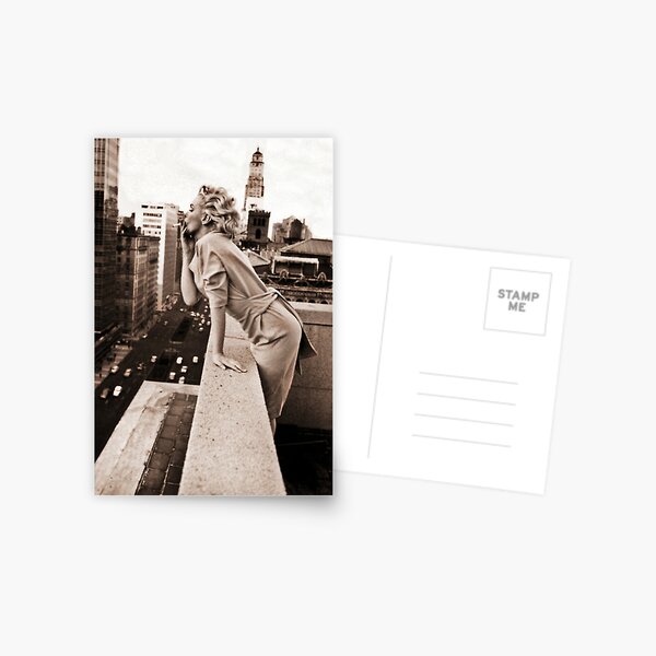 Série «Marilyn prend Manhattan» | Photo sépia emblématique MM Carte postale