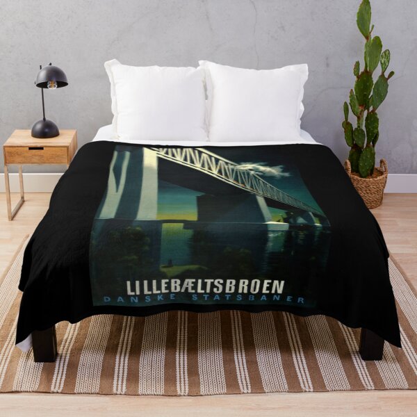 Aperçu de l'œuvre retro Lillebaeltsbrogen créée et vendue par CorasPosters.