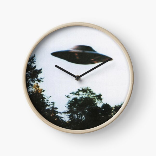 I WANT TO BELIEVE Clock