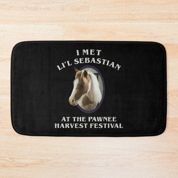 Artikelvorschau, Li'l Sebastian Pawnee Erntefest entworfen und verkauft von NearDoubt.