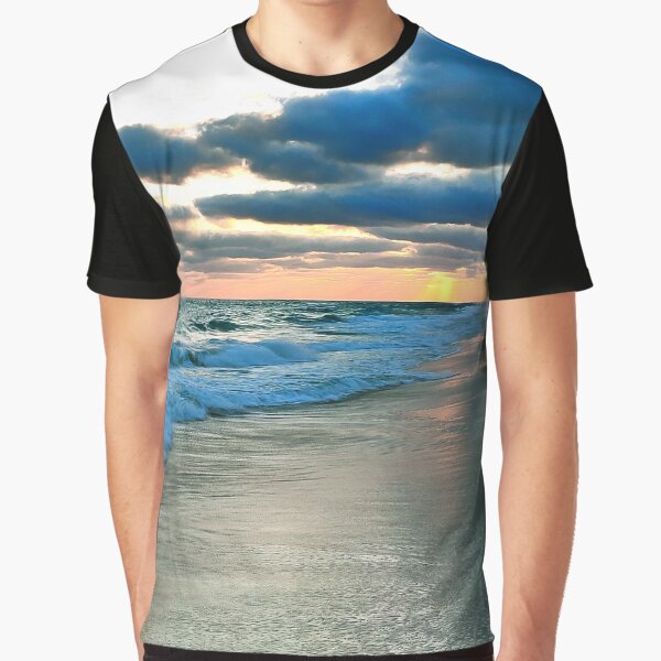 beach waves Graphic T-Shirt