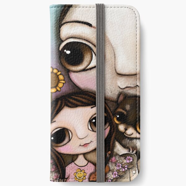 The Lovely Family with two chihuahua and the iPhone Wallet
