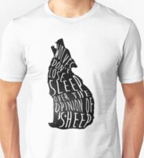 Camiseta unisex Los lobos no pierden el sueño ante la opinión de las ovejas - versión 1 - sin antecedentes