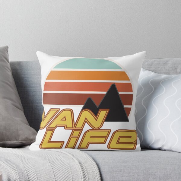 Artikel-Vorschau von Van Life Retro Sonnenuntergang Mountain Adventure 70er Jahre Vintage Sonnenuntergang, designt und verkauft von Surfer Dave Designs.