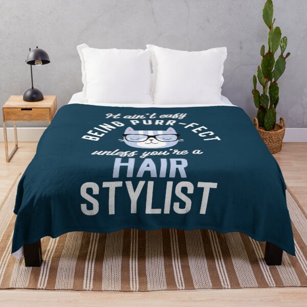 Artikelvorschau, Hair Stylist Cat Lover Gifts - It ain't easy being Purr Fect entworfen und verkauft von betternotes.