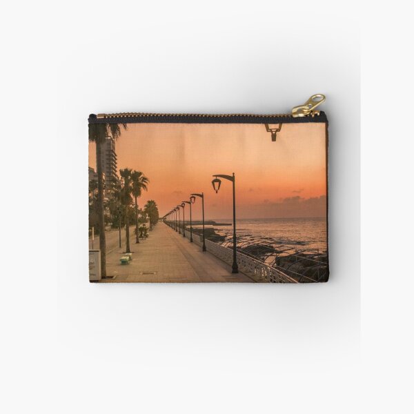 Artikelvorschau, Seaside Walk mit Sonnenuntergang entworfen und verkauft von yourDREAMart.