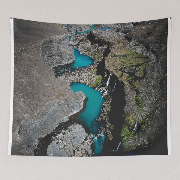 Artikelvorschau, canyon in the Icelandic highland entworfen und verkauft von LouisaLilja.