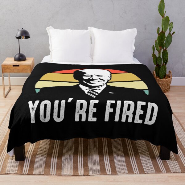 Aperçu de l'œuvre Trump vous êtes viré Biden a remporté la victoire créée et vendue par RandomStuffShop.