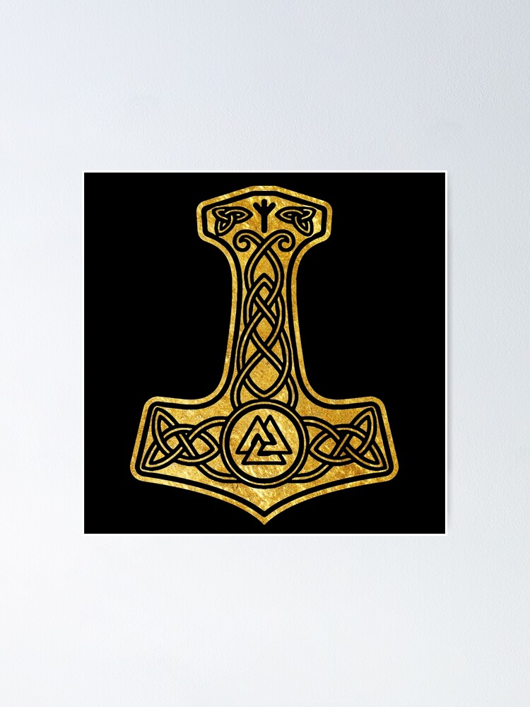 Camiseta Vikinga Con Calavera. El Martillo De Thor Mjolnir. Casco Con