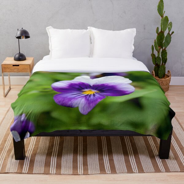 Item preview, The fashionable Pansy out to impress. designed and sold by AmberleeCraftin.