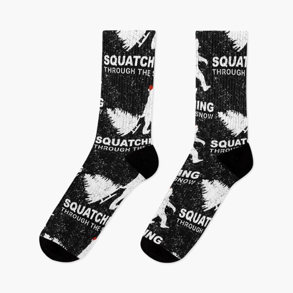 Artikelvorschau, Weihnachten Bigfoot Squatching durch Schneegeschenk entworfen und verkauft von haselshirt.