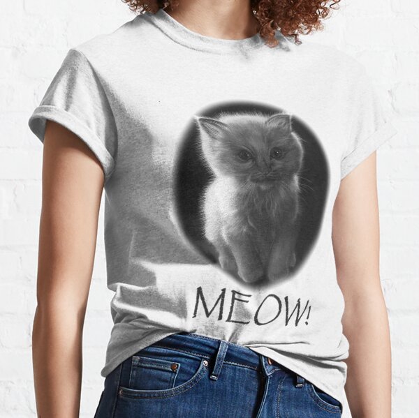 Cute meowing kitten Classic T-Shirt
