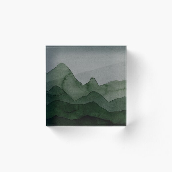 Berge in Grün, Grau, Schwarz, Wald Acrylblock