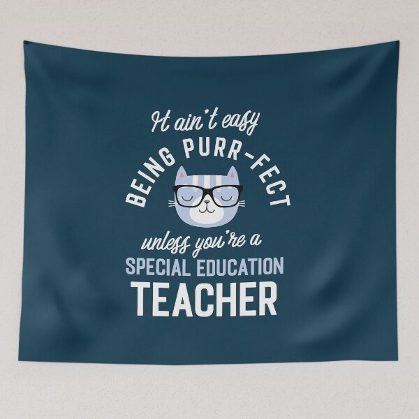 Aperçu de l'œuvre Special Education Teacher Cat Lover Gifts - It ain't easy being Purr Fect créée et vendue par betternotes.