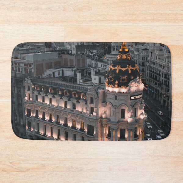 Item preview, Foto - Edificio Metrópolis (Edificio Metropolis) Madrid España designed and sold by AlteredAtelier.