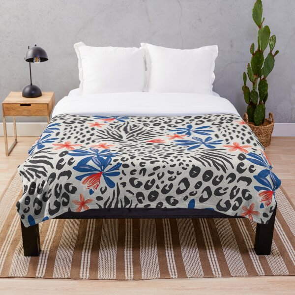 Aperçu de l'œuvre Motif imprimé léopard floral créée et vendue par SeizeTheCat.