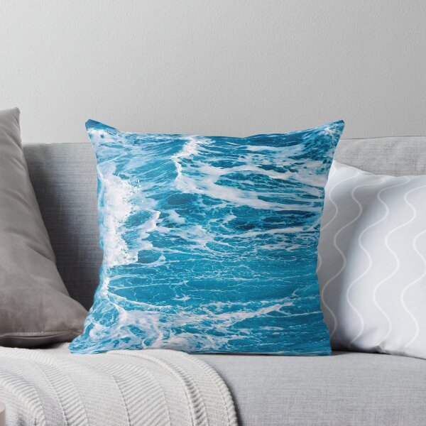 Aperçu de l'œuvre Photographie de vagues de l'océan bleu créée et vendue par Coolkinglou.