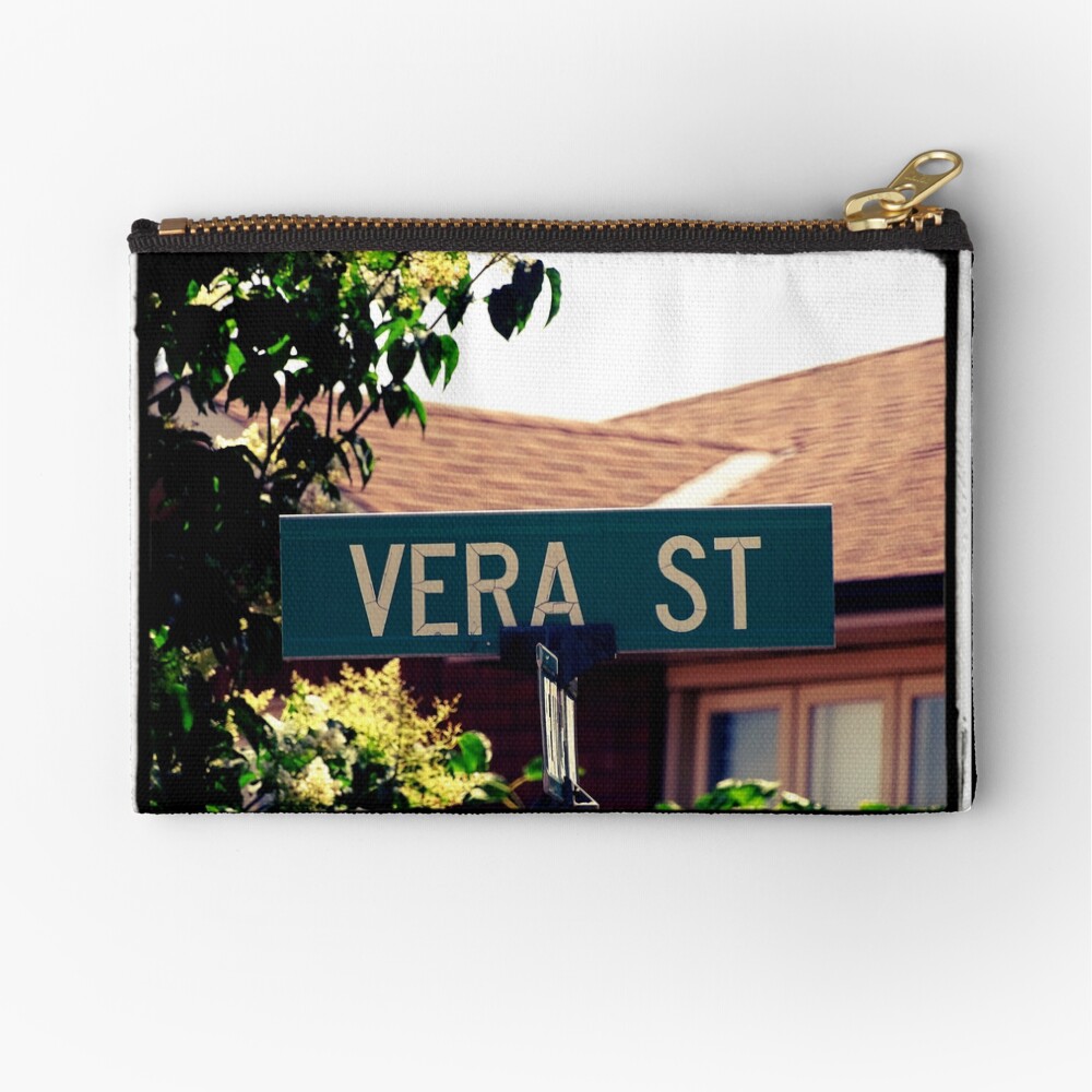 Vera Zipper Pouch