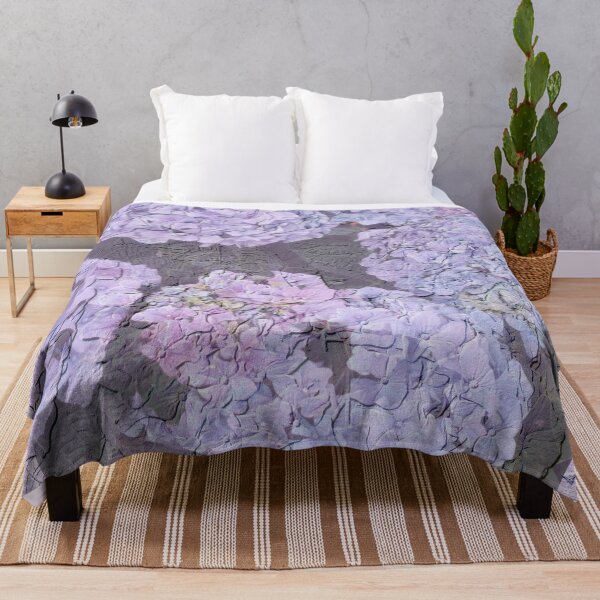 Item preview, Lila hydrangeas designed and sold by Magileo.
