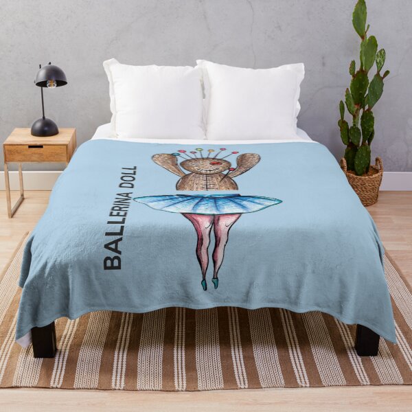 Aperçu de l'œuvre BALLERINA DOLL by FrankenDuo aqua blue créée et vendue par FrankenDuo.