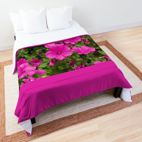 Pretty pink flowers Comforter