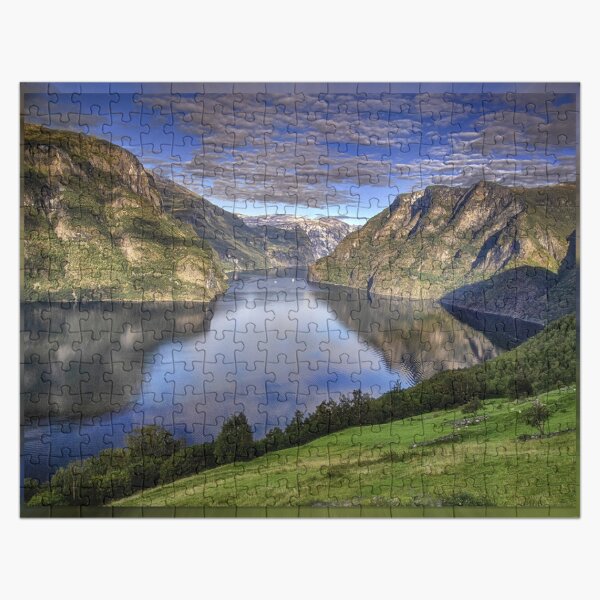 Vista previa del artículo con la obra «Sognefjorden - Noruega», diseñado y vendido por Kathy Weaver.