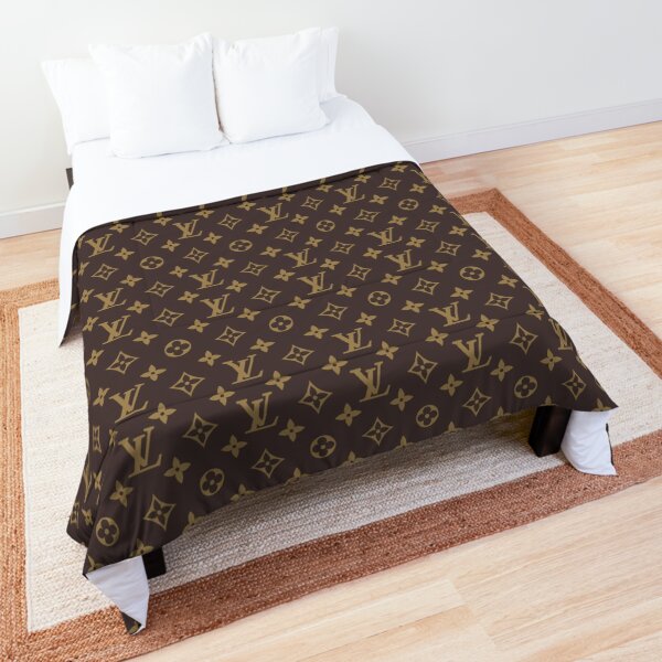 S U P R E M E Comforter