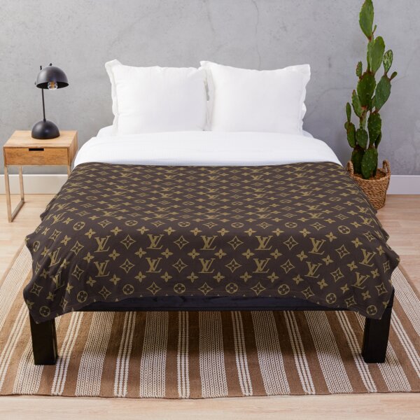 S U P R E M E Throw Blanket
