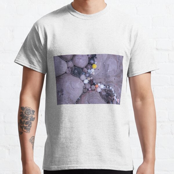 Bubbles Art Elderberries Classic T-Shirt