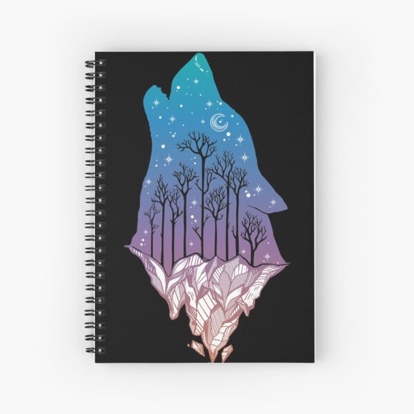 Artikel-Vorschau von Einsamer Wolf heult den Mond in einem Wald auf einer Bergkette an, designt und verkauft von Magnetic Pajama.
