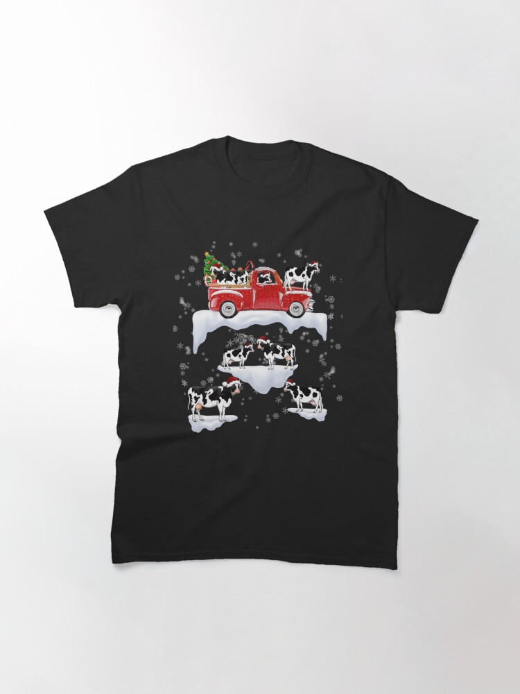 Discover Dairy Cattle - Old red Christmas Truck TL Classic T-Shirt
