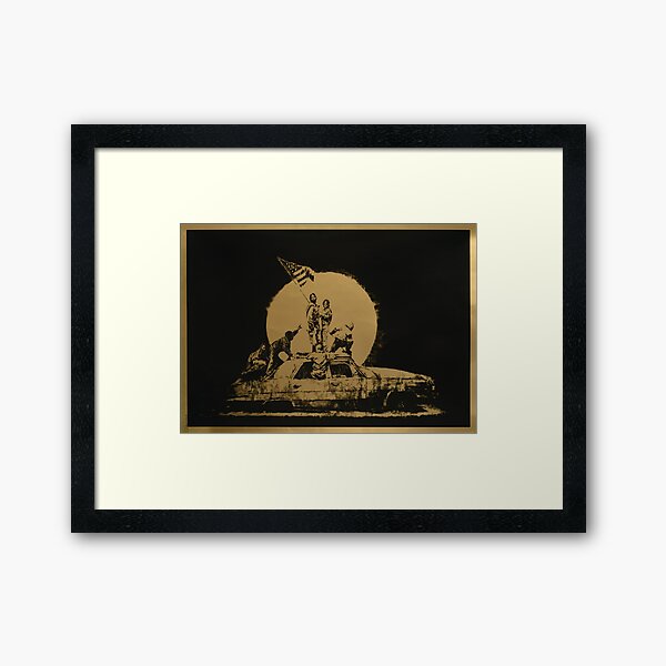 Aperçu de l'œuvre Drapeau d'or de Banksy original créée et vendue par WE-ARE-BANKSY.