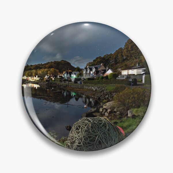 Artikelvorschau, Tayvallich Loch Sween beleuchtet von Mondlicht, Argyll und Bute. entworfen und verkauft von rogerstanger.