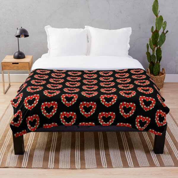 Pretty Poinsettia Heart Wreath For Christmas Throw Blanket