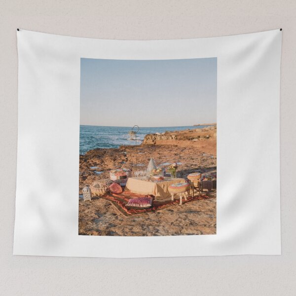 Artikelvorschau, Strand Sonnenuntergang Picknick | Kunstreisefotografie | Schuss auf Ibiza, Cala Conta entworfen und verkauft von youriclaessens.
