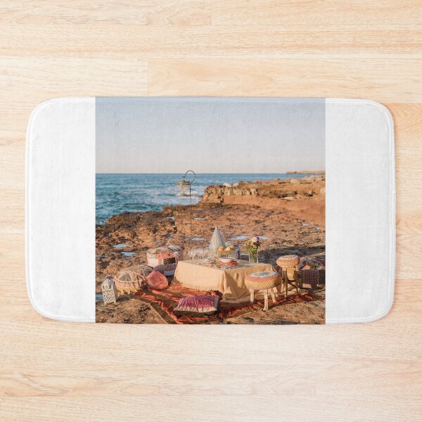 Artikelvorschau, Strand Sonnenuntergang Picknick | Kunstreisefotografie | Schuss auf Ibiza, Cala Conta entworfen und verkauft von youriclaessens.