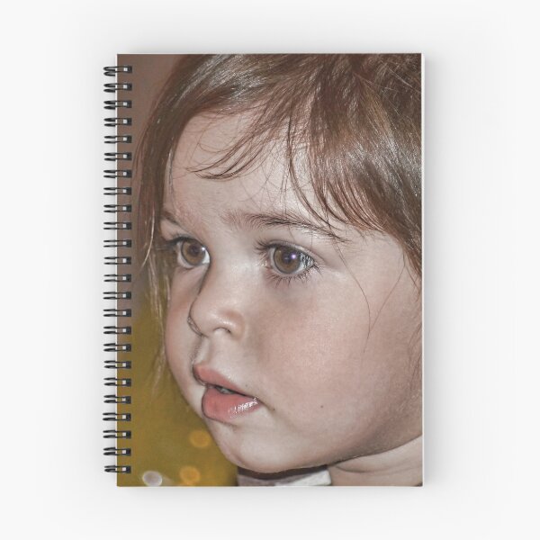 Aperçu de l'œuvre Little Miss Mia créée et vendue par Carla Jensen.