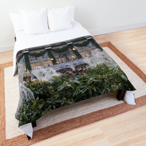 Christmastime in the City Comforter