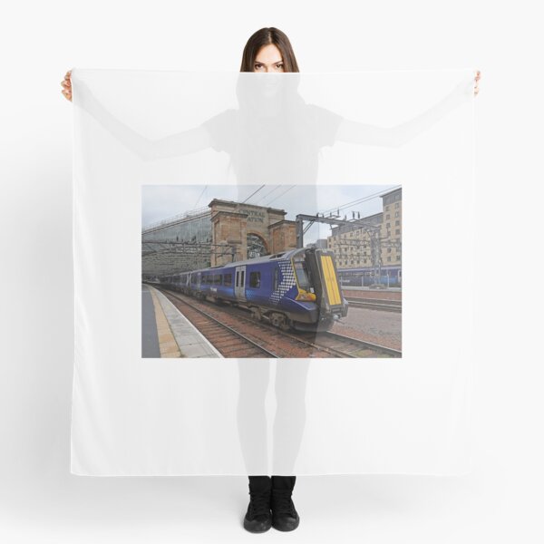 Scotrail Class 380 at Glasgow Central Scarf