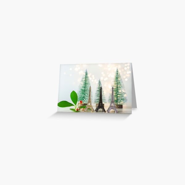 La Tour Eiffel en Triple et des Sapins de Noël. Carte de vœux