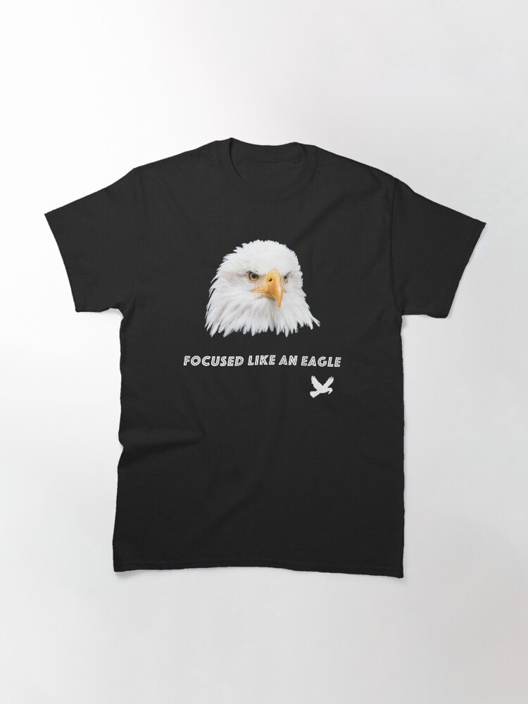 Thumbnail 3 von 7, Classic T-Shirt, Geschenkidee Adler designt und verkauft von Igelchen.