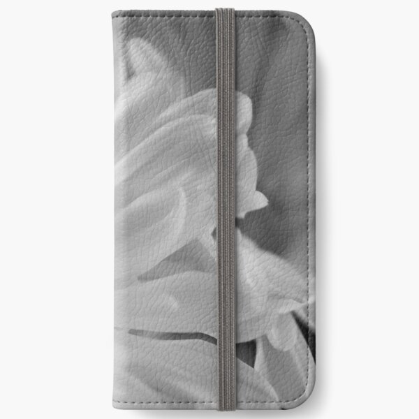 Black & White Daisies iPhone Wallet