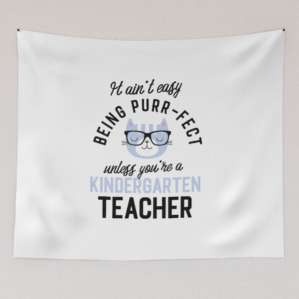 Aperçu de l'œuvre Kindergarten Teacher Cat Gifts for Cat Lovers - It ain't easy being Purr Fect créée et vendue par betternotes.