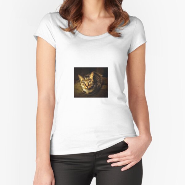 Tiny Fitted Scoop T-Shirt