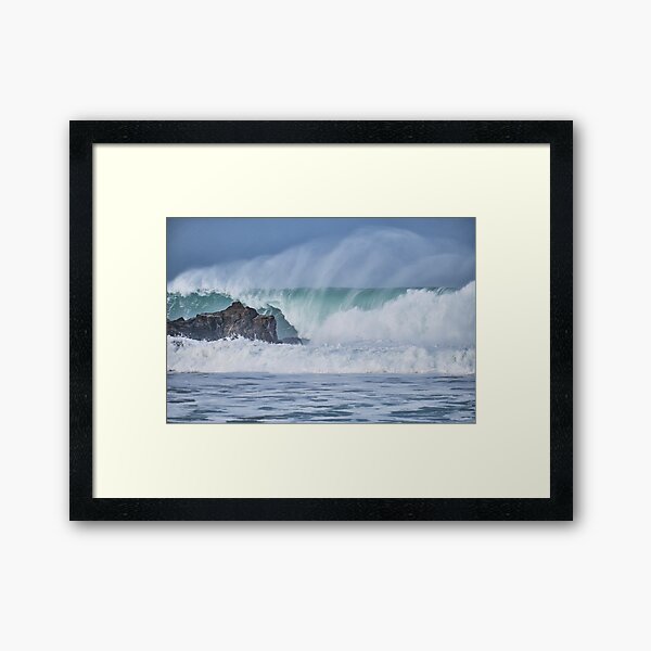 Dalbeg wave Framed Art Print