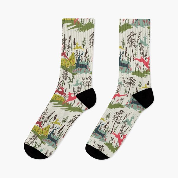 Artikelvorschau, MCM Weihnachtshirsch entworfen und verkauft von Raqilu Designs.