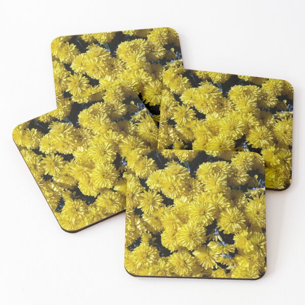 Aperçu de l'œuvre Beaucoup de fleurs jaunes ensoleillées créée et vendue par ZenCloak.
