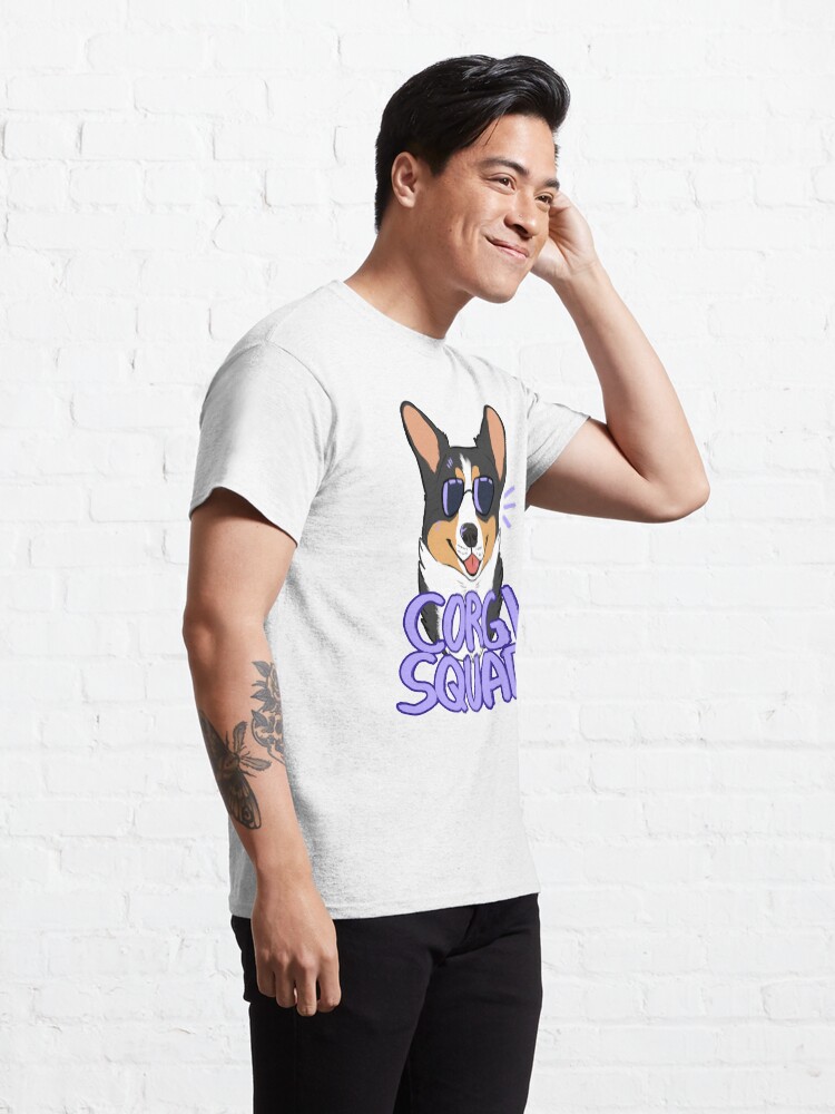 Alternate view of CORGI SQUAD (black tricolor) Classic T-Shirt