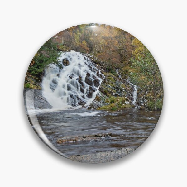 Artikelvorschau, Allt Mor Wasserfall entworfen und verkauft von Reg-K-Atkinson.
