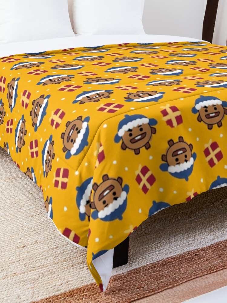 Alternate view of Shooky Gift Christmas Pattern BTS Suga Comforter